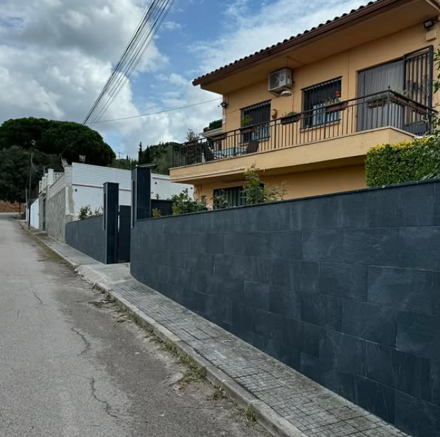 Rehabilitación estructural y pintura exterior en Badalona y El Vallès